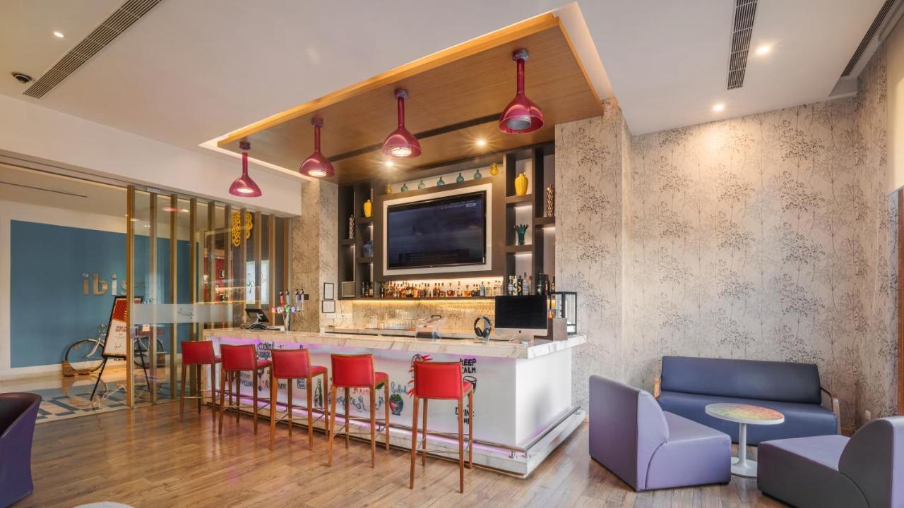 Ibis Gurgaon Golf Course Road - An Accor Brand Hotel Eksteriør billede