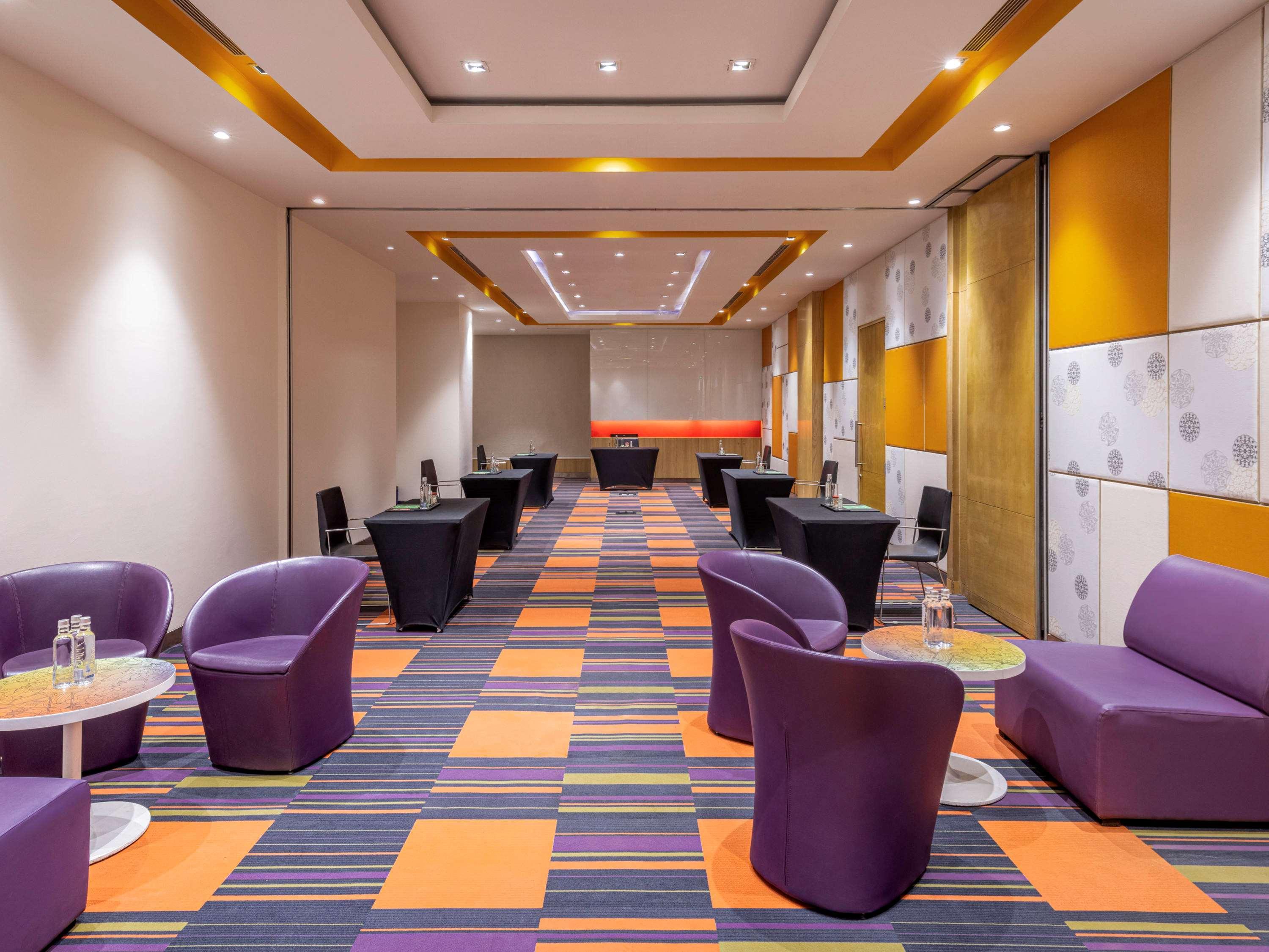 Ibis Gurgaon Golf Course Road - An Accor Brand Hotel Eksteriør billede