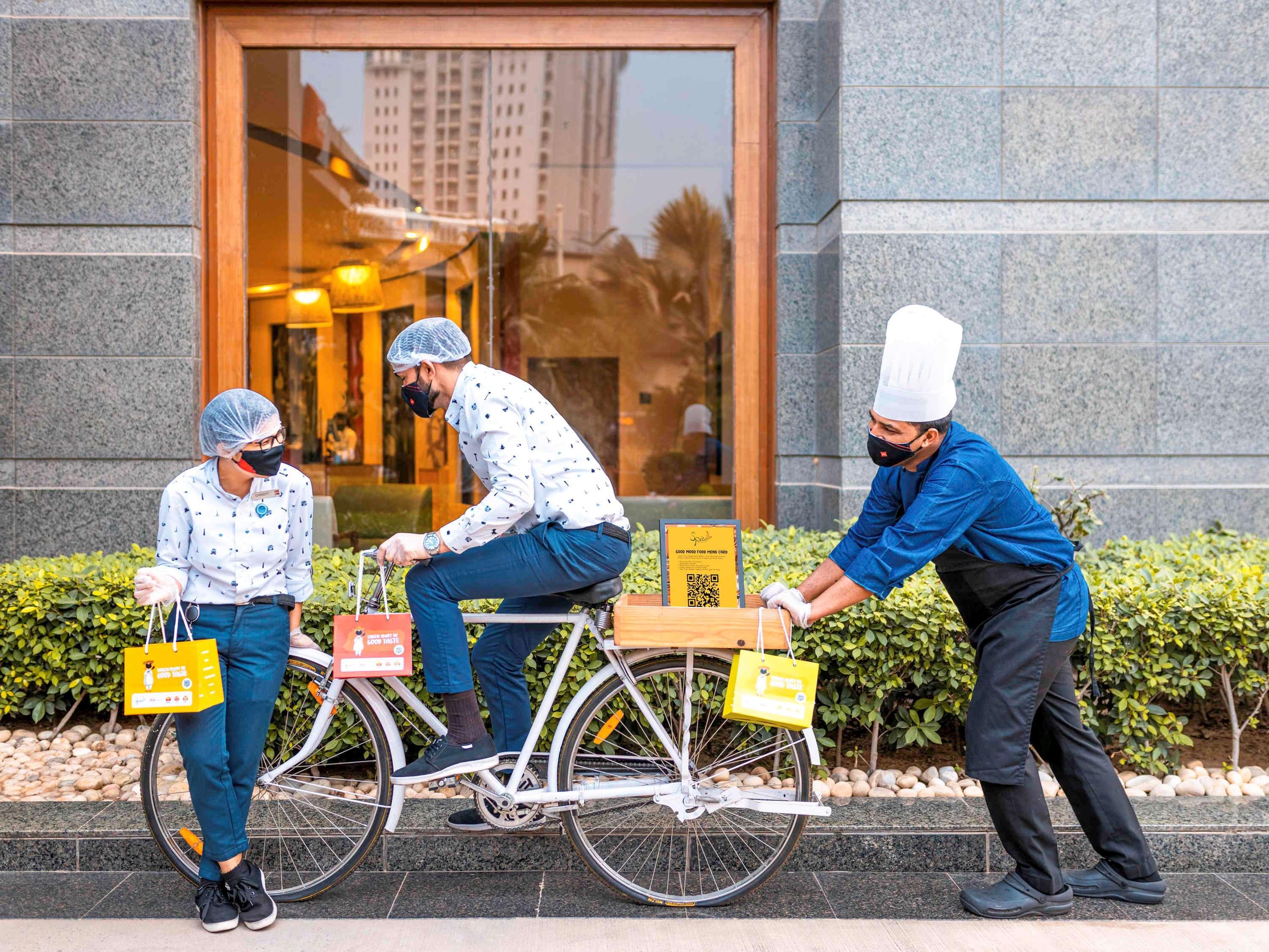 Ibis Gurgaon Golf Course Road - An Accor Brand Hotel Eksteriør billede